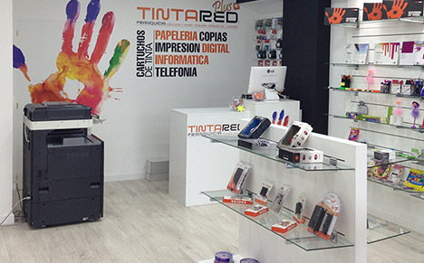 Mostrador interior tienda Tinta Red